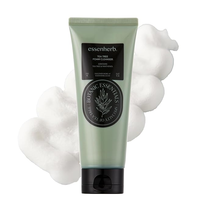 Tea Tree Foam Cleanser - Gentle Face Wash with Creamy Foam Texture & Hyaluronic Acid, BHA for Deep Pore Cleansing, For Oily & Sensitive Skin ,Korean Skin Care(150ml / 5.07 fl.oz)